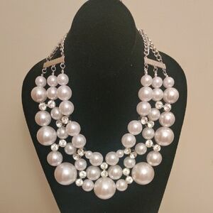 Elegant Pearl Necklace